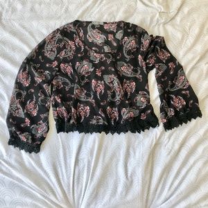 American Eagle Bell Sleeve Floral Long Sleeve